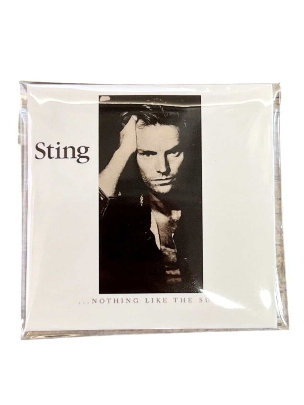 ZURU Mini Brands Really Works Vinyl Sting Englishman in New York UNCOMMON NEW